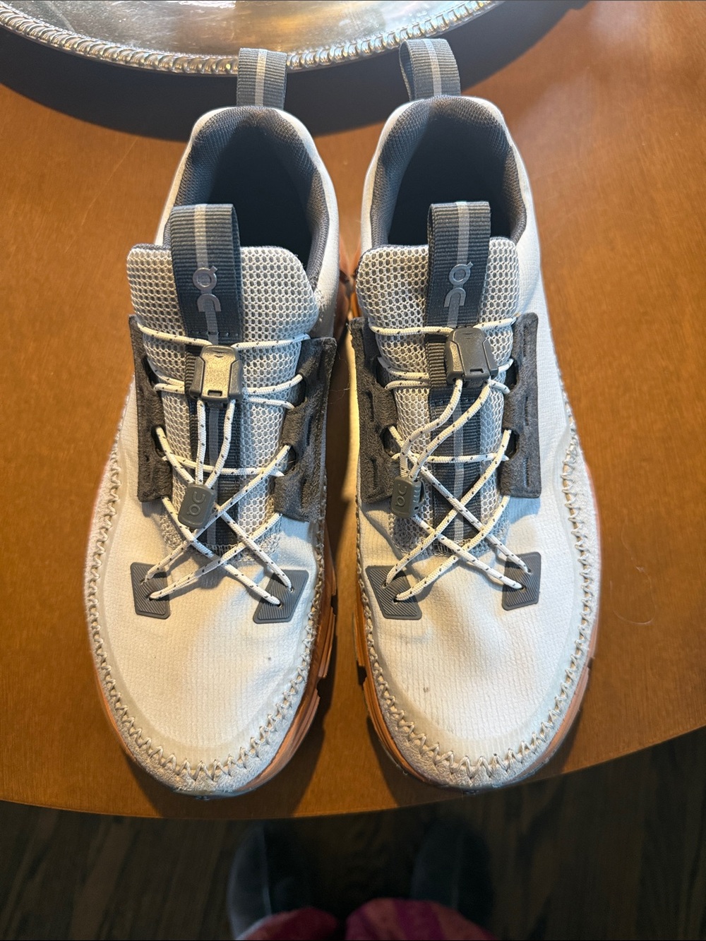 On Cloud sneakers w7.5